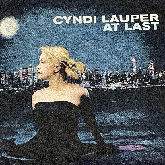 Vintage CYNDI LAUPER T-Shirt 2003 AT LAST Album Promo Tee sz Men’s SMALL - Picture 3 of 6